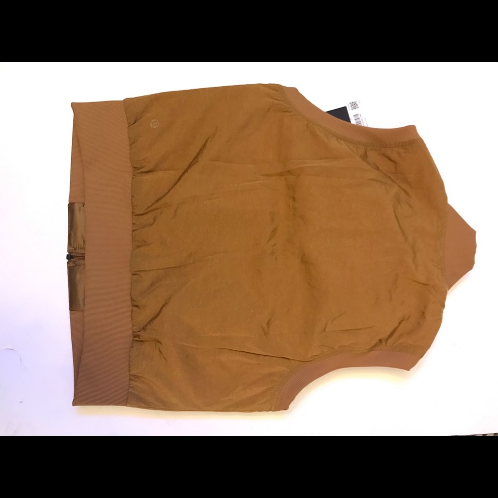Lululemon Athletica Non Stop Bomber Vest - Picture 2 of 3